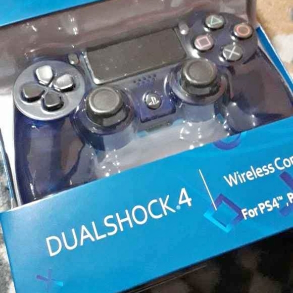 COPY - Ps4 controller - Picture 4 of 5